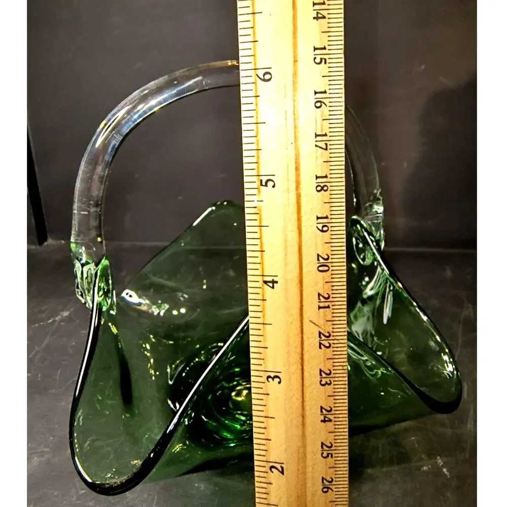 1992. Vintage MCM Viking Epic Green Glass Art Glass Vase Hand Formed Basket